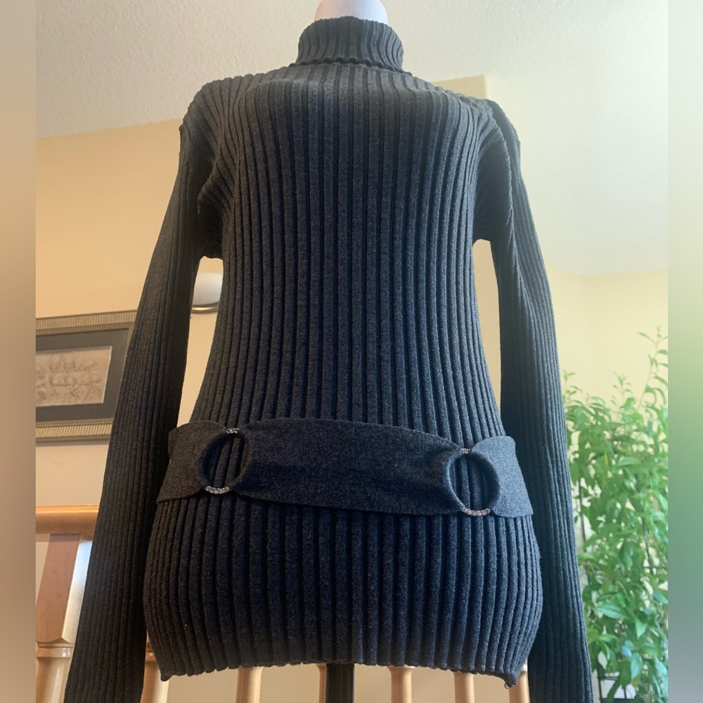NWOT - Hipster Belldini Ribbed Turtle Neck